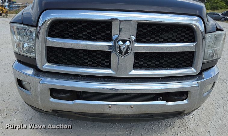 image for item ED2174 2016 Dodge Ram 3500 flatbed pickup truck