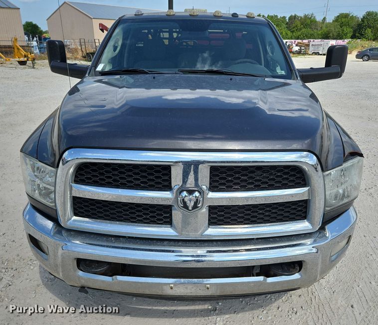 image for item ED2174 2016 Dodge Ram 3500 flatbed pickup truck