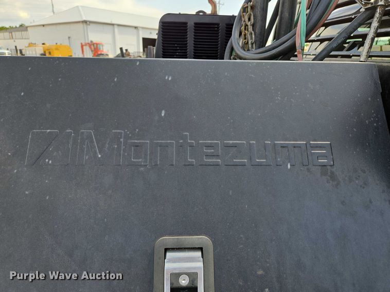 image for item ED2174 2016 Dodge Ram 3500 flatbed pickup truck