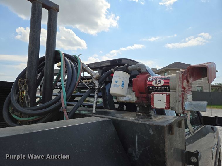 image for item ED2174 2016 Dodge Ram 3500 flatbed pickup truck