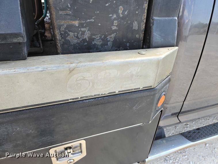 image for item ED2174 2016 Dodge Ram 3500 flatbed pickup truck