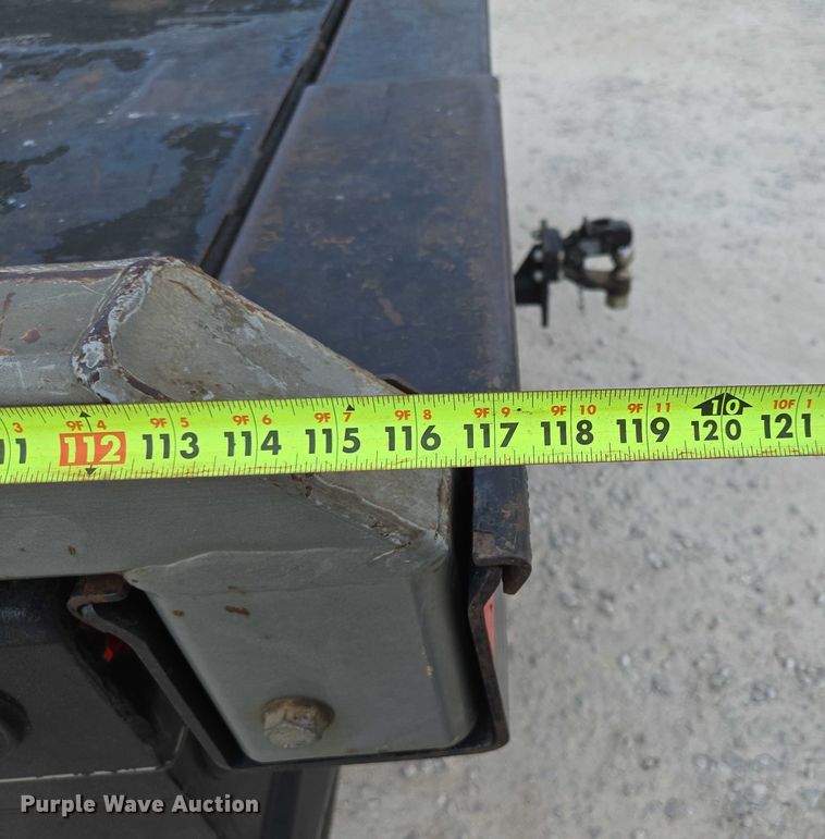 image for item ED2174 2016 Dodge Ram 3500 flatbed pickup truck