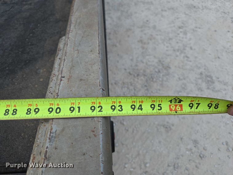 image for item ED2174 2016 Dodge Ram 3500 flatbed pickup truck