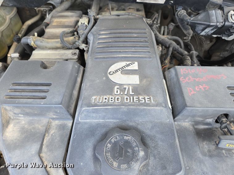 image for item ED2174 2016 Dodge Ram 3500 flatbed pickup truck