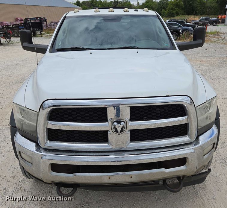 image for item ED2175 2015 Dodge Ram 4500 Crew Cab flatbed truck