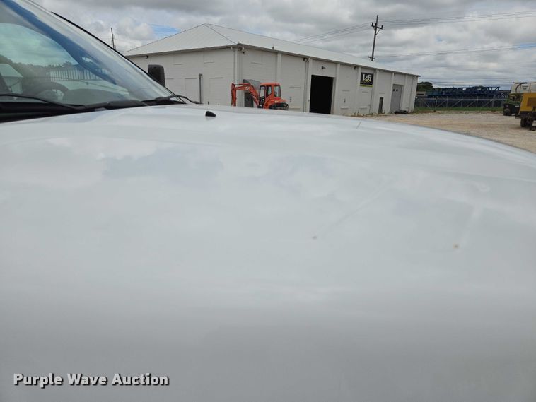 image for item ED2175 2015 Dodge Ram 4500 Crew Cab flatbed truck