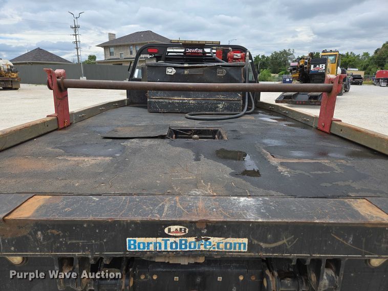 image for item ED2175 2015 Dodge Ram 4500 Crew Cab flatbed truck