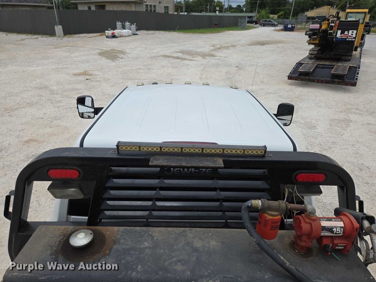 image for item ED2175 2015 Dodge Ram 4500 Crew Cab flatbed truck