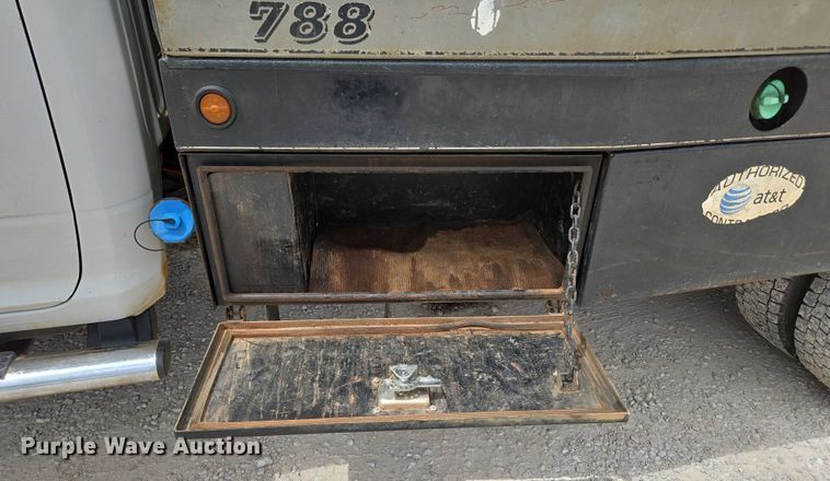 image for item ED2175 2015 Dodge Ram 4500 Crew Cab flatbed truck