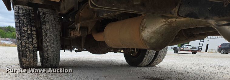 image for item ED2175 2015 Dodge Ram 4500 Crew Cab flatbed truck