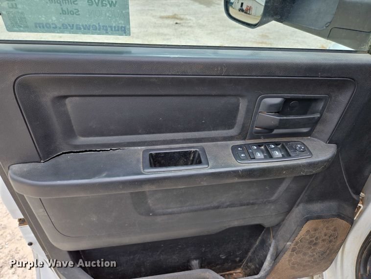 image for item ED2175 2015 Dodge Ram 4500 Crew Cab flatbed truck