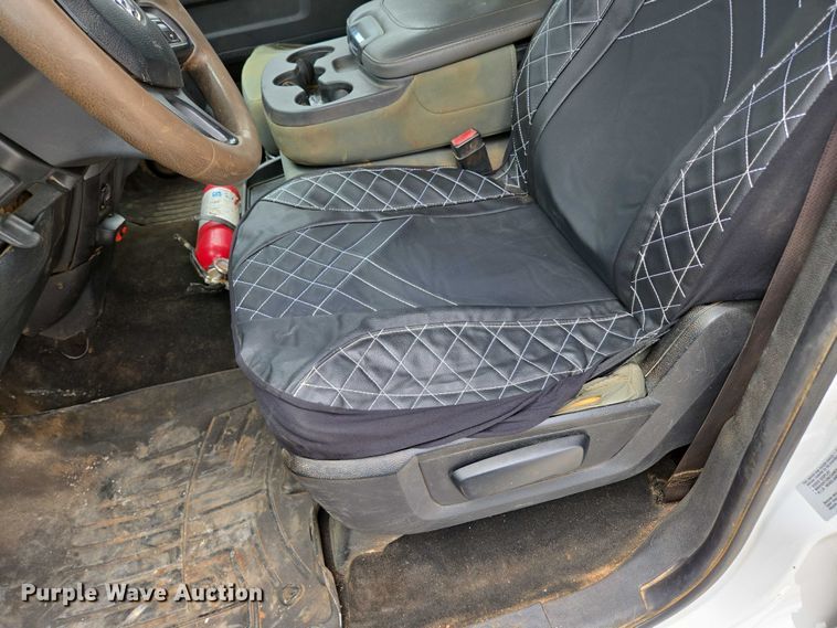 image for item ED2175 2015 Dodge Ram 4500 Crew Cab flatbed truck