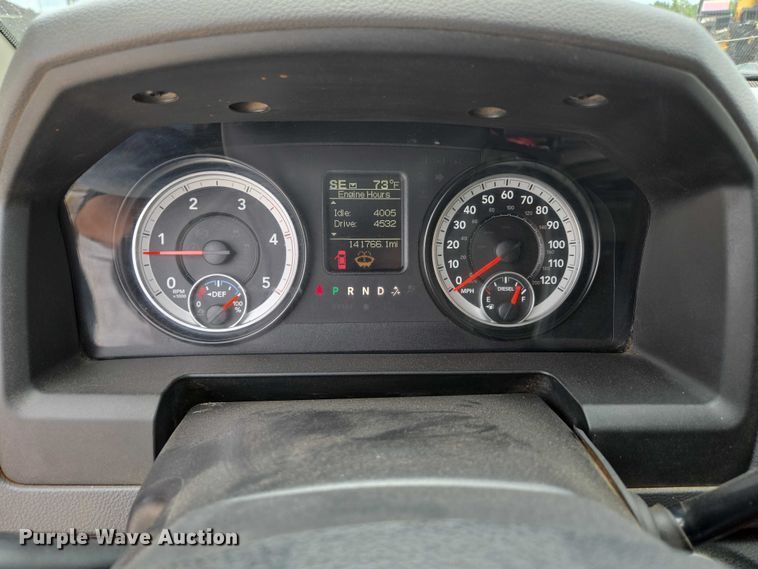 image for item ED2175 2015 Dodge Ram 4500 Crew Cab flatbed truck