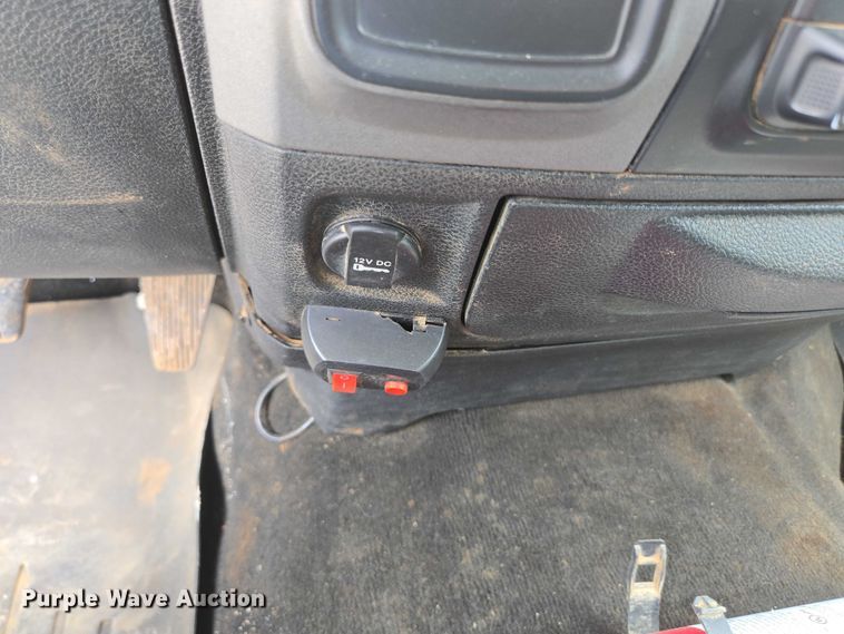 image for item ED2175 2015 Dodge Ram 4500 Crew Cab flatbed truck