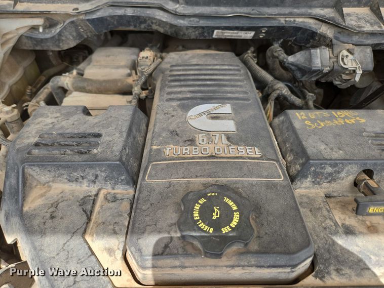 image for item ED2175 2015 Dodge Ram 4500 Crew Cab flatbed truck