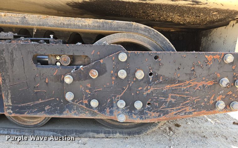 image for item ED2181 Terex Cedarapids CR662RM material transfer vehicle