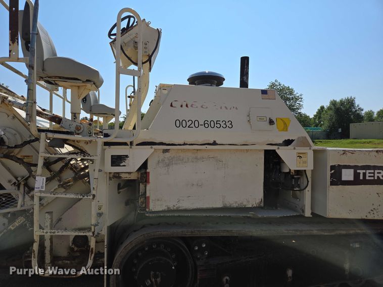 image for item ED2181 Terex Cedarapids CR662RM material transfer vehicle