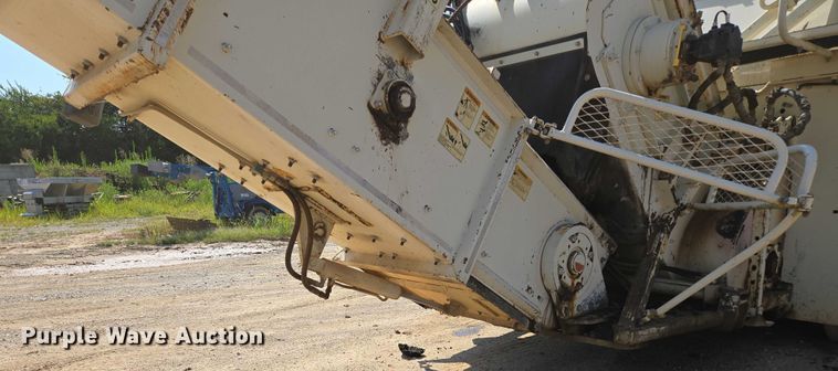 image for item ED2181 Terex Cedarapids CR662RM material transfer vehicle