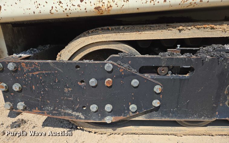 image for item ED2181 Terex Cedarapids CR662RM material transfer vehicle