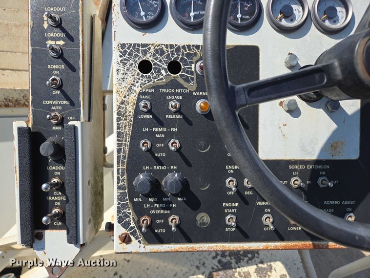 image for item ED2181 Terex Cedarapids CR662RM material transfer vehicle