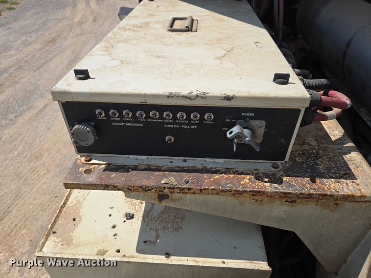 image for item ED2181 Terex Cedarapids CR662RM material transfer vehicle