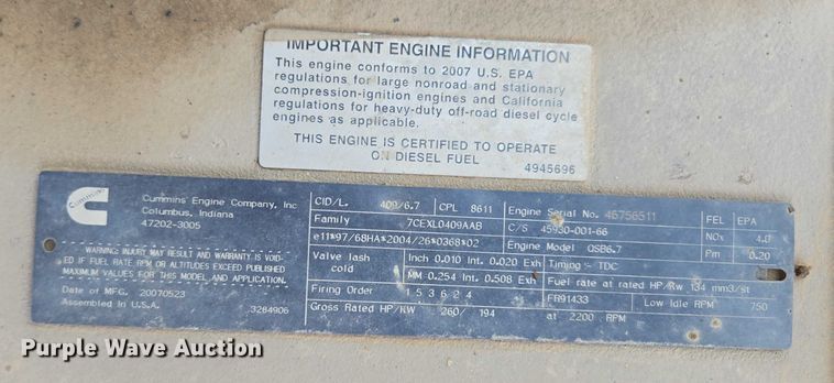 image for item ED2181 Terex Cedarapids CR662RM material transfer vehicle