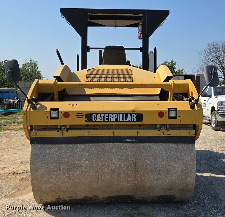 image for item ED2182 2014 Caterpillar CB-54 double drum vibratory roller