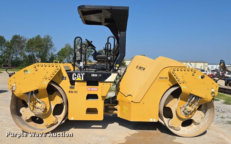 image for item ED2182 2014 Caterpillar CB-54 double drum vibratory roller
