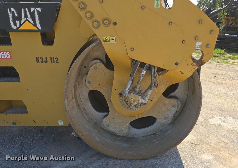 image for item ED2182 2014 Caterpillar CB-54 double drum vibratory roller