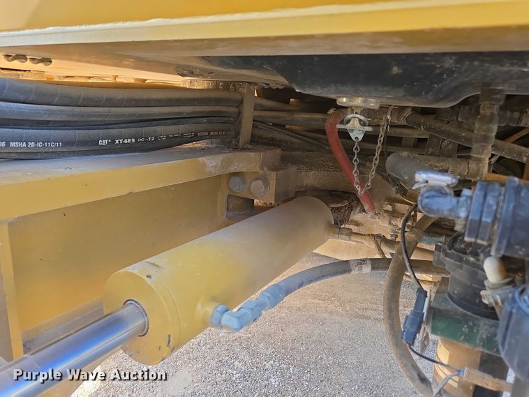 image for item ED2182 2014 Caterpillar CB-54 double drum vibratory roller