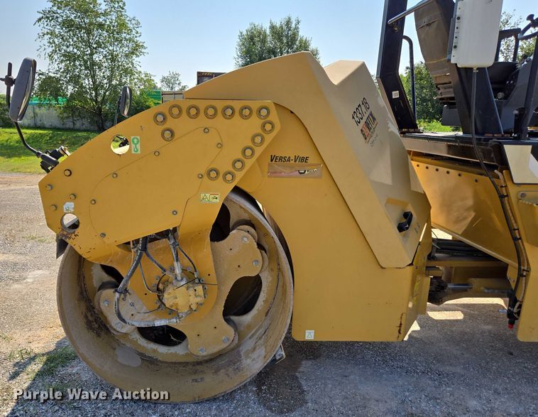 image for item ED2182 2014 Caterpillar CB-54 double drum vibratory roller