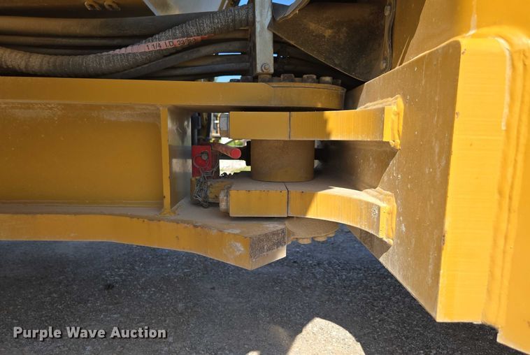 image for item ED2182 2014 Caterpillar CB-54 double drum vibratory roller