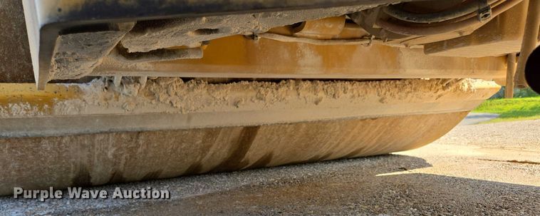 image for item ED2182 2014 Caterpillar CB-54 double drum vibratory roller