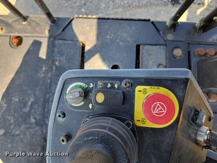 image for item ED2182 2014 Caterpillar CB-54 double drum vibratory roller