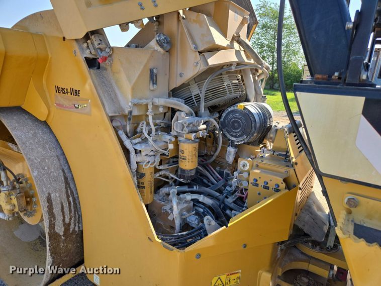 image for item ED2182 2014 Caterpillar CB-54 double drum vibratory roller