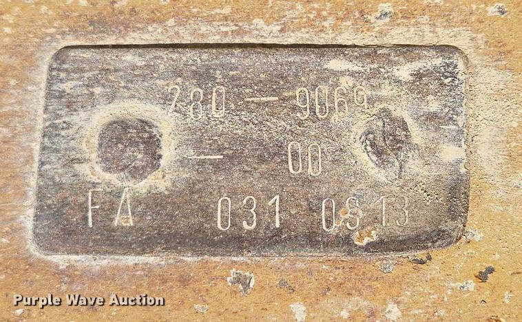 image for item ED2182 2014 Caterpillar CB-54 double drum vibratory roller