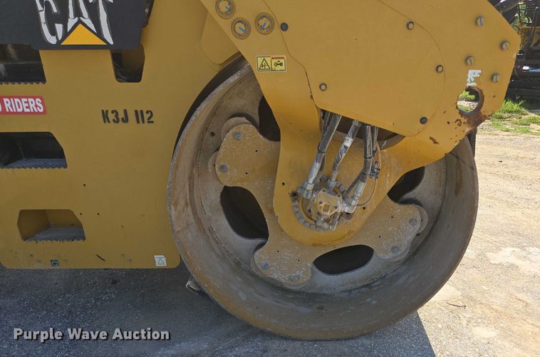 image for item ED2182 2014 Caterpillar CB-54 double drum vibratory roller