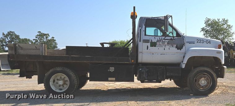 image for item ED2183 1993 Chevrolet Kodiak C6500 flatbed truck