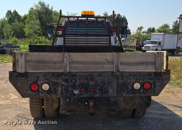 image for item ED2183 1993 Chevrolet Kodiak C6500 flatbed truck