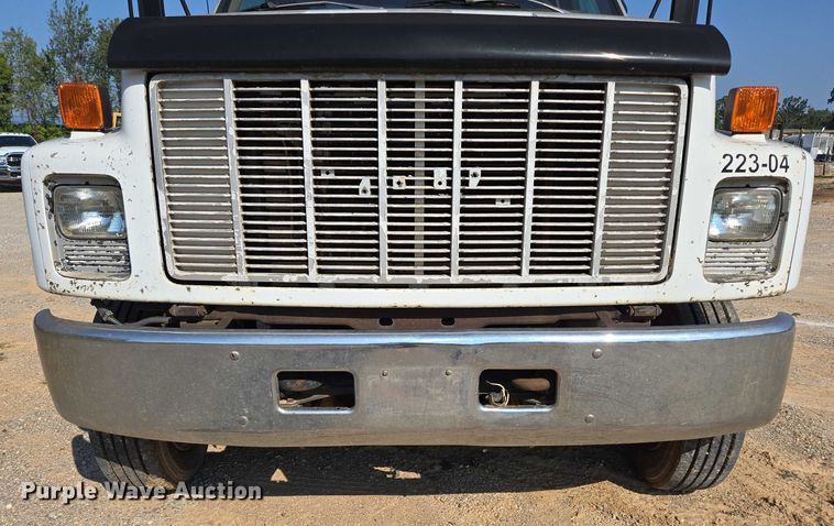 image for item ED2183 1993 Chevrolet Kodiak C6500 flatbed truck