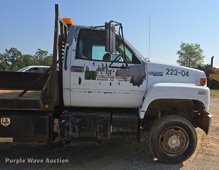 image for item ED2183 1993 Chevrolet Kodiak C6500 flatbed truck