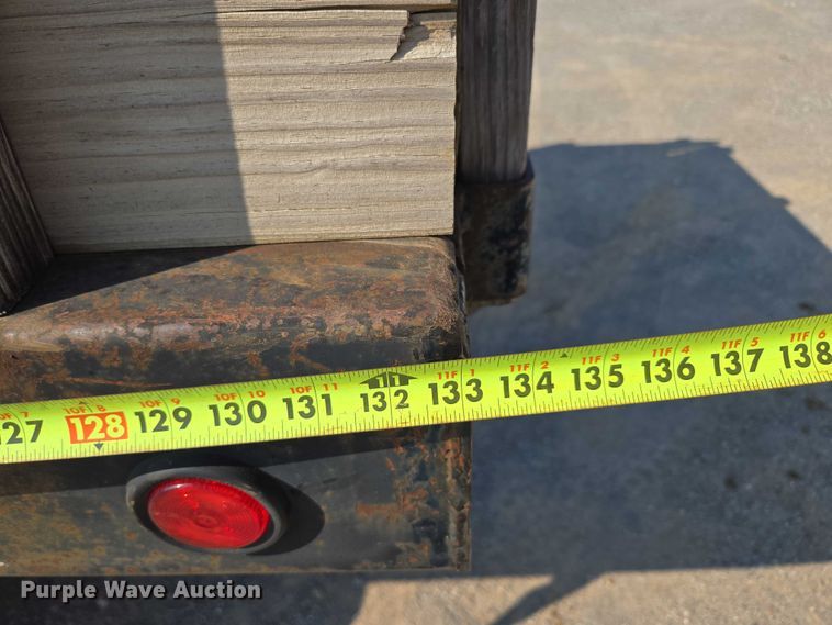 image for item ED2183 1993 Chevrolet Kodiak C6500 flatbed truck