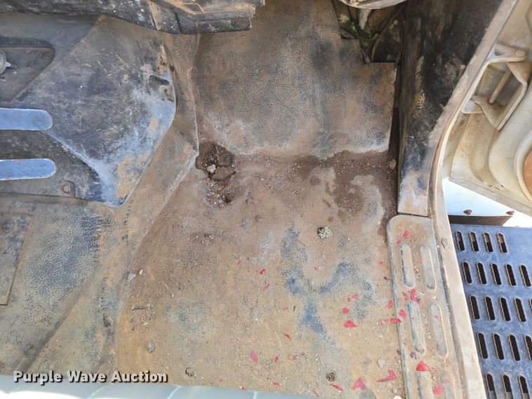 image for item ED2183 1993 Chevrolet Kodiak C6500 flatbed truck