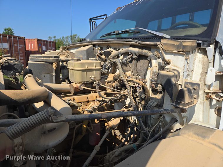 image for item ED2183 1993 Chevrolet Kodiak C6500 flatbed truck