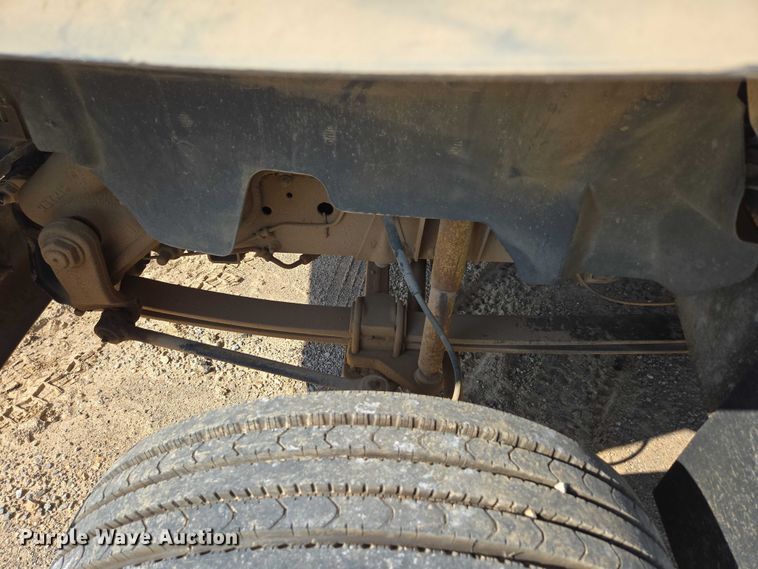 image for item ED2183 1993 Chevrolet Kodiak C6500 flatbed truck