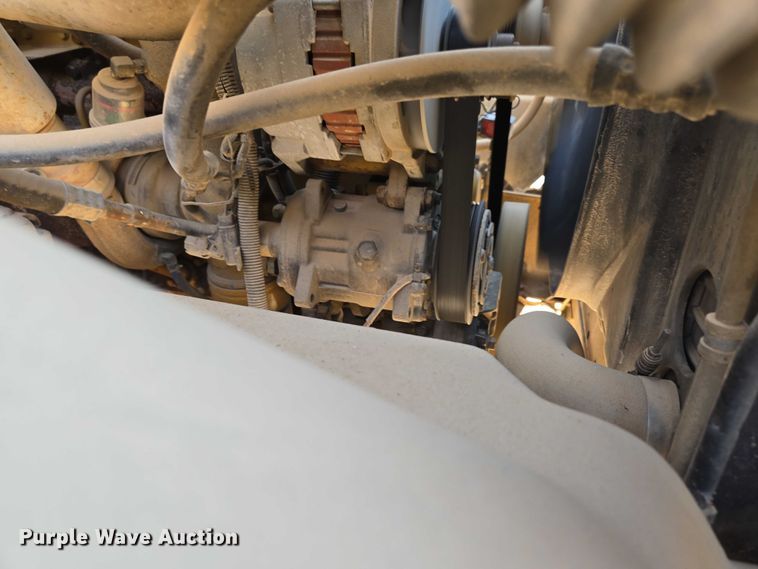 image for item ED2183 1993 Chevrolet Kodiak C6500 flatbed truck