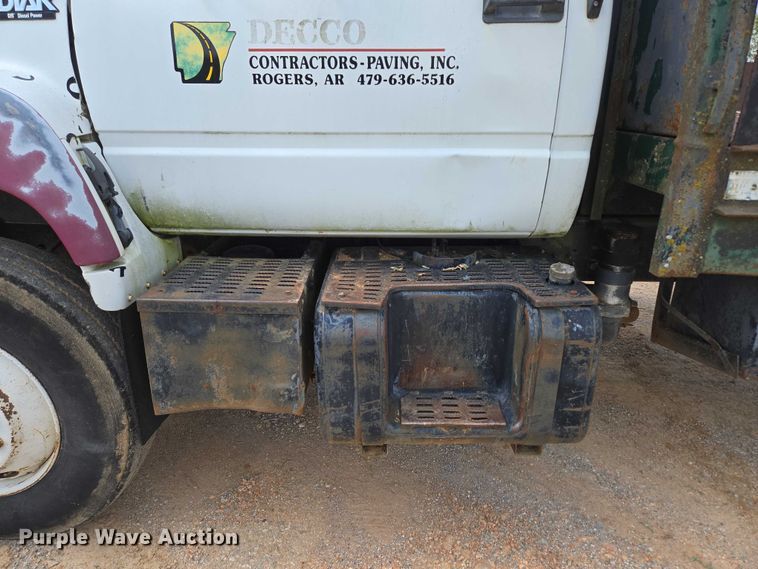 image for item ED2185 1994 Chevrolet Kodiak 6500 dump flatbed truck