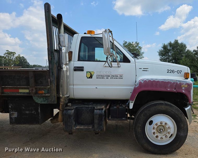 image for item ED2185 1994 Chevrolet Kodiak 6500 dump flatbed truck