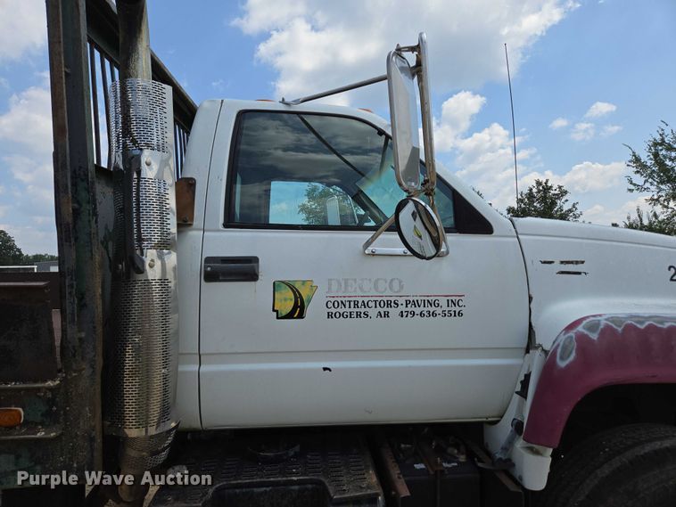 image for item ED2185 1994 Chevrolet Kodiak 6500 dump flatbed truck