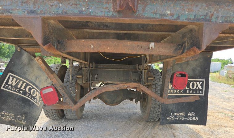 image for item ED2185 1994 Chevrolet Kodiak 6500 dump flatbed truck